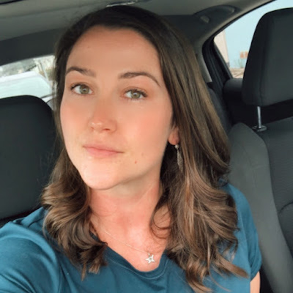 Meet your Posher, Laurel